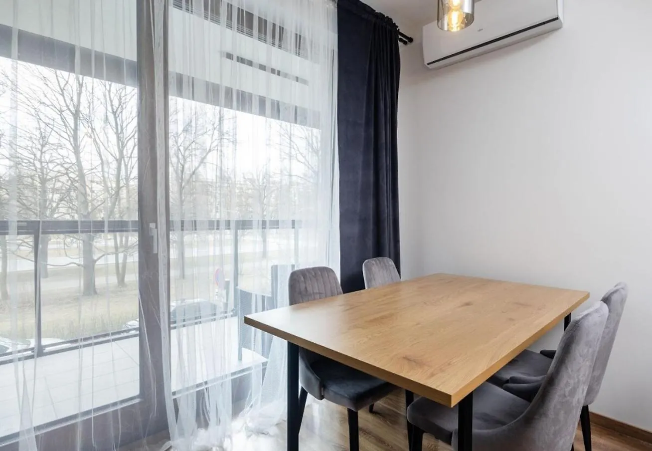 Premium White Marina Apartment Chopin Airport Varsovia